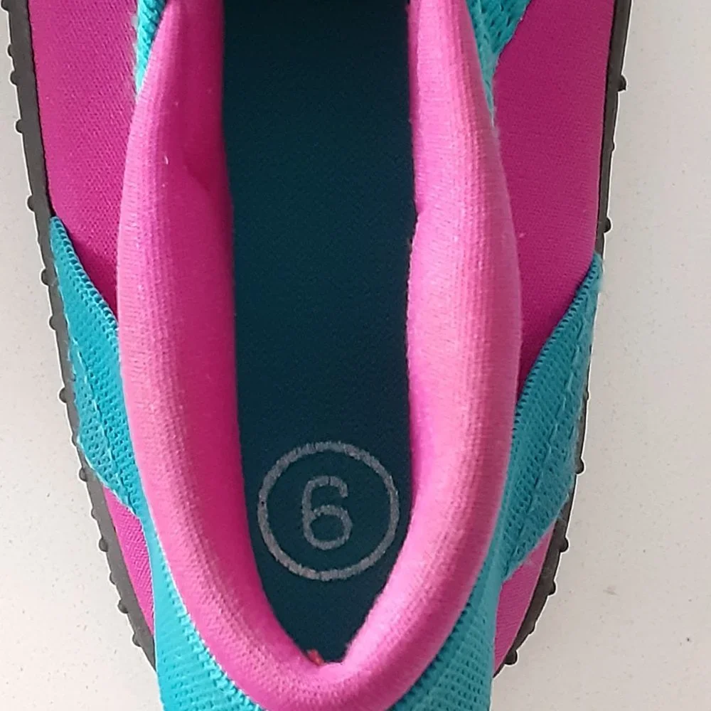 kids Water Shoes size 6